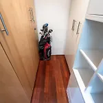 Spacious Elegant At The Old Town Square Apartman
